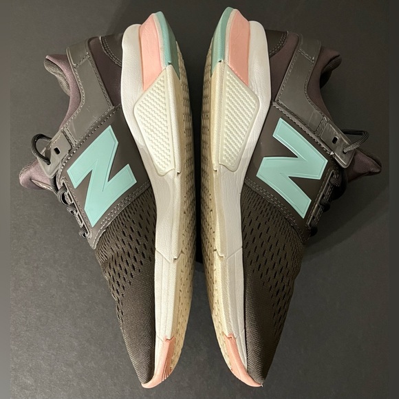 New Balance 247v2 Tritium Pack Athletic Shoes, Women’s 9 - Picture 5 of 10